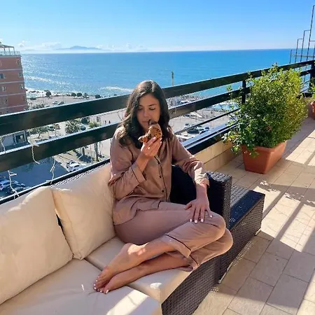Mareluna Penthouse - Luxury & Rooftop