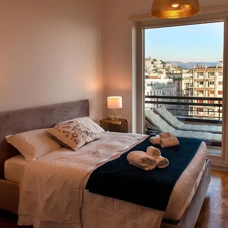 Lägenhet Mareluna Penthouse - Luxury & Rooftop Salerno