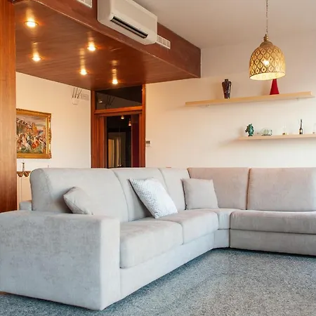 Apartment Mareluna Penthouse - Luxury Rooftop